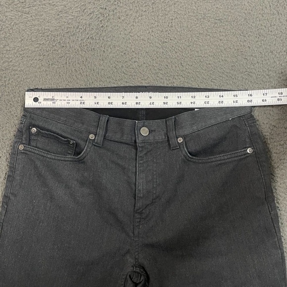 Banana Republic Jeans Mens 32 Gray Traveler Slim Fit Stretch
Casual 32x30 - Picture 8 of 12